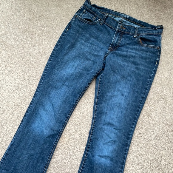 Old Navy Flirt Jeans - Picture 1 of 9